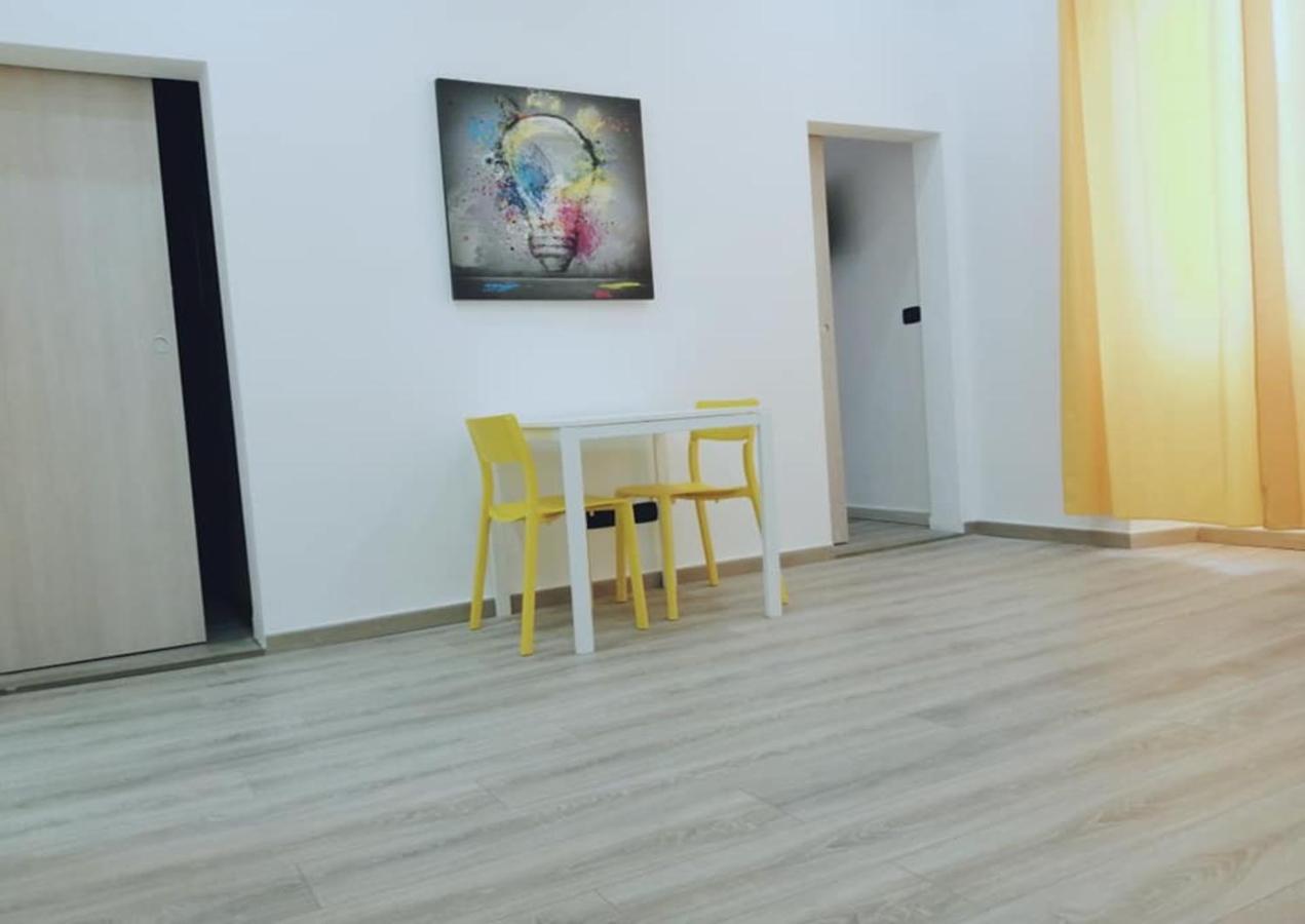 Appartamento Nuovo A 1 Minuto Dal Porto Livourne Extérieur photo
