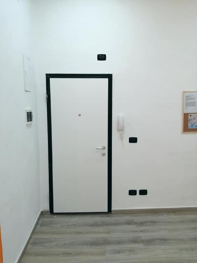 Appartamento Nuovo A 1 Minuto Dal Porto Livourne Extérieur photo